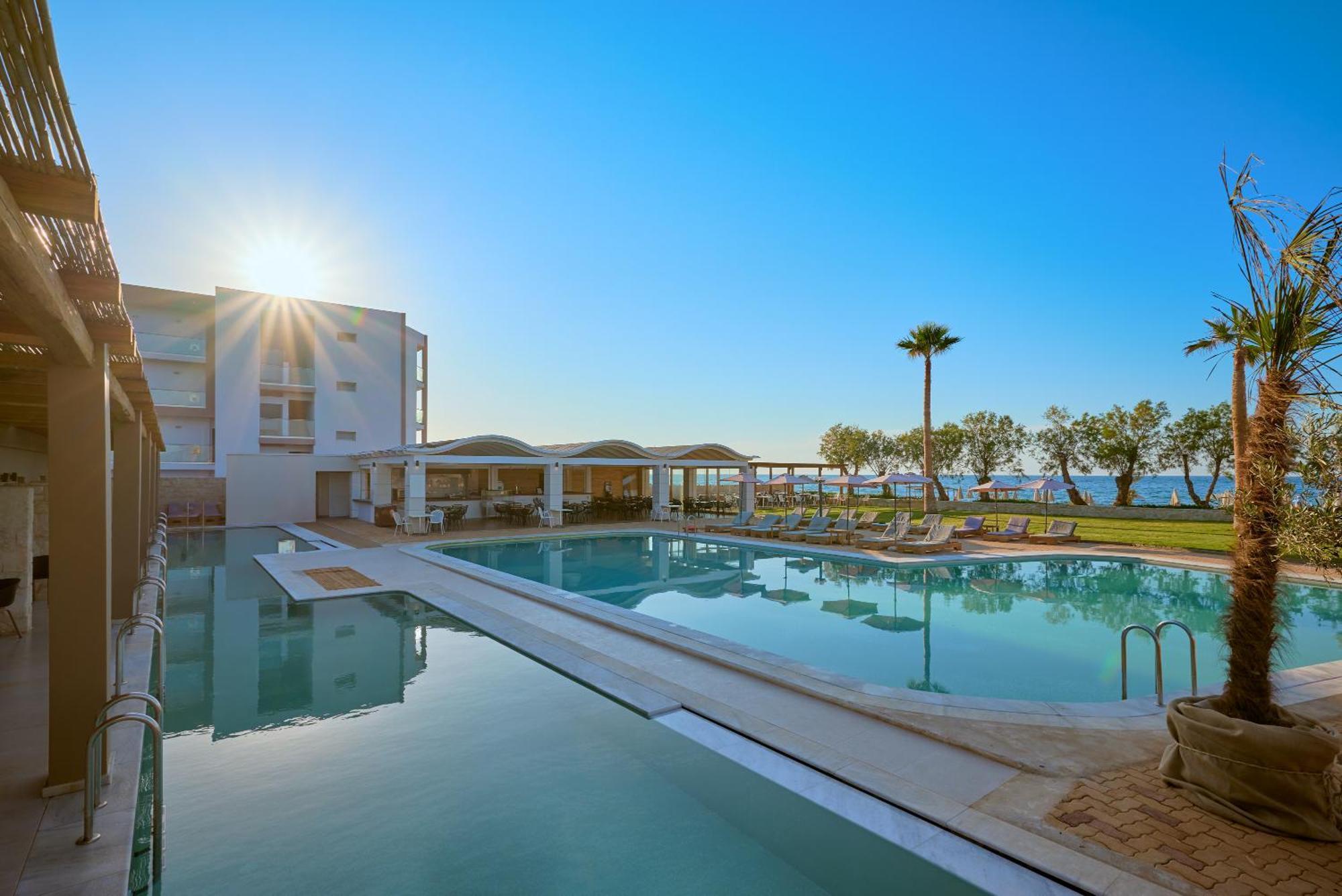 Malia Bay Beach Hotel & Bungalows Kültér fotó